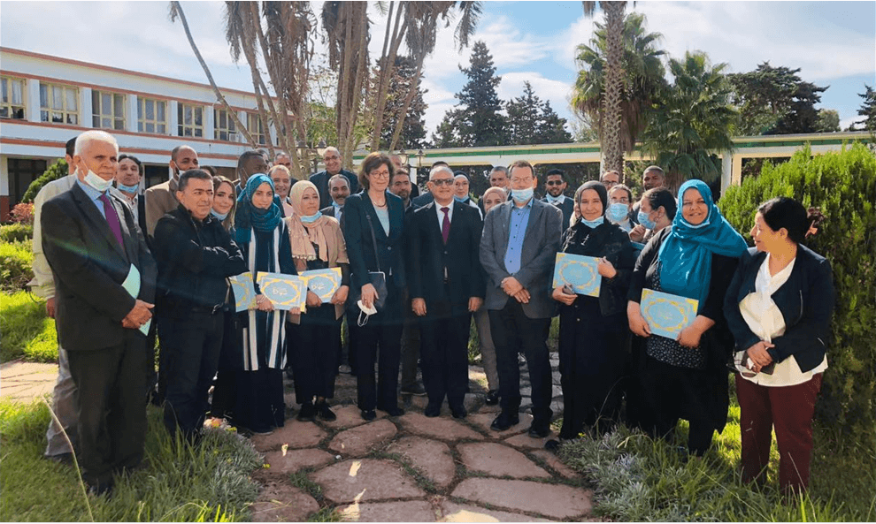 Detlef Borst and the participants of the GIZ and Envidatec project 'vocational and university training in Algeria'.